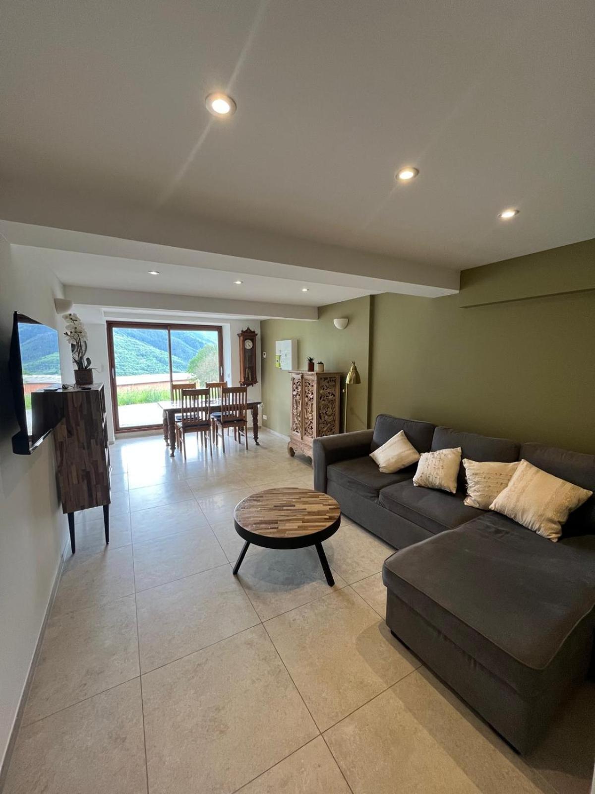 Appartement In The Mountains 부르생모리스 외부 사진